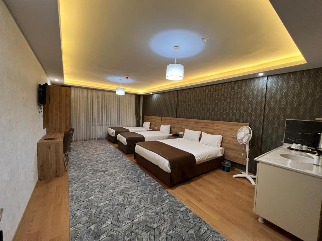 Indiana Hotel Ван Экстерьер фото