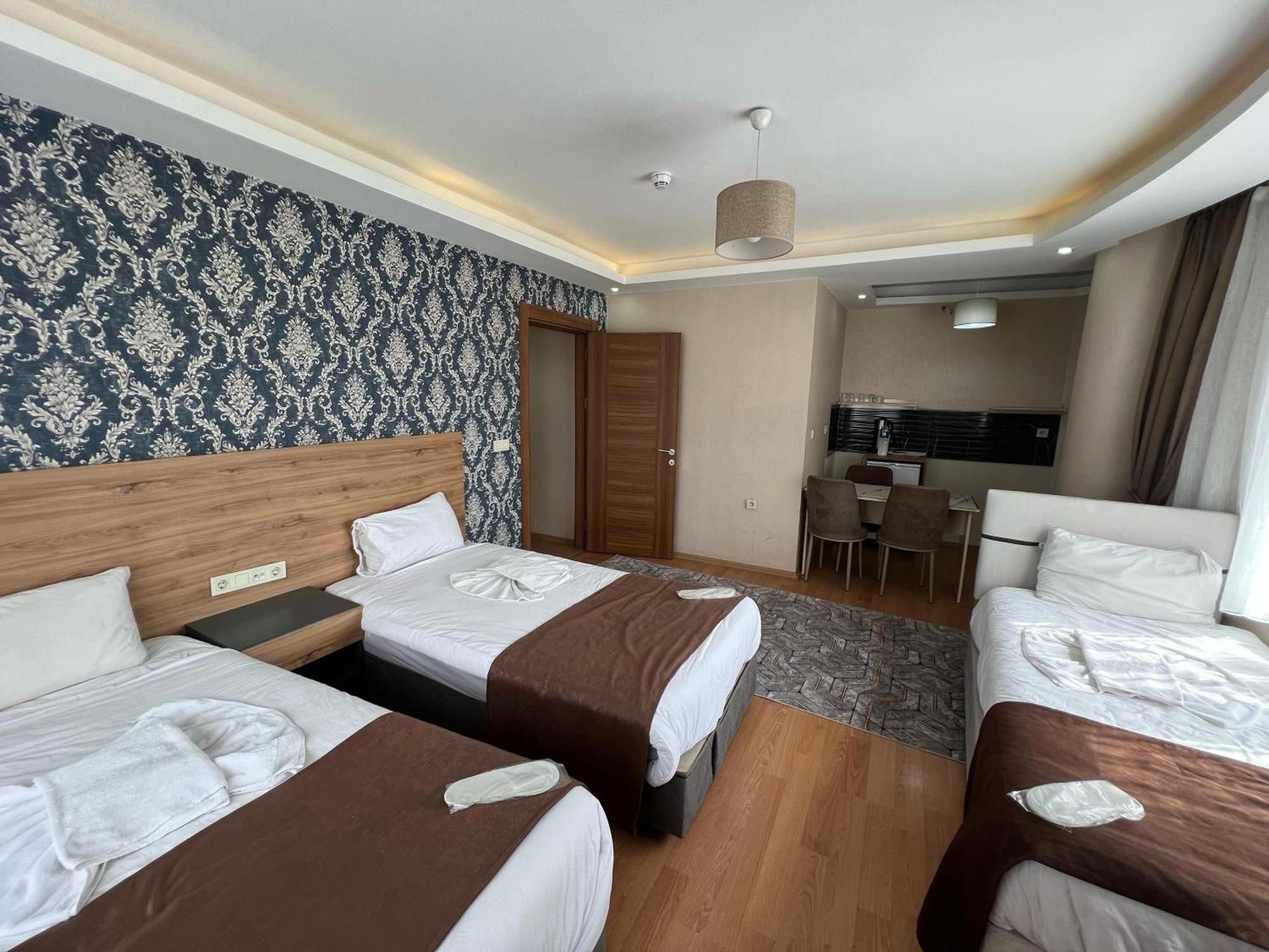 Indiana Hotel Ван Экстерьер фото