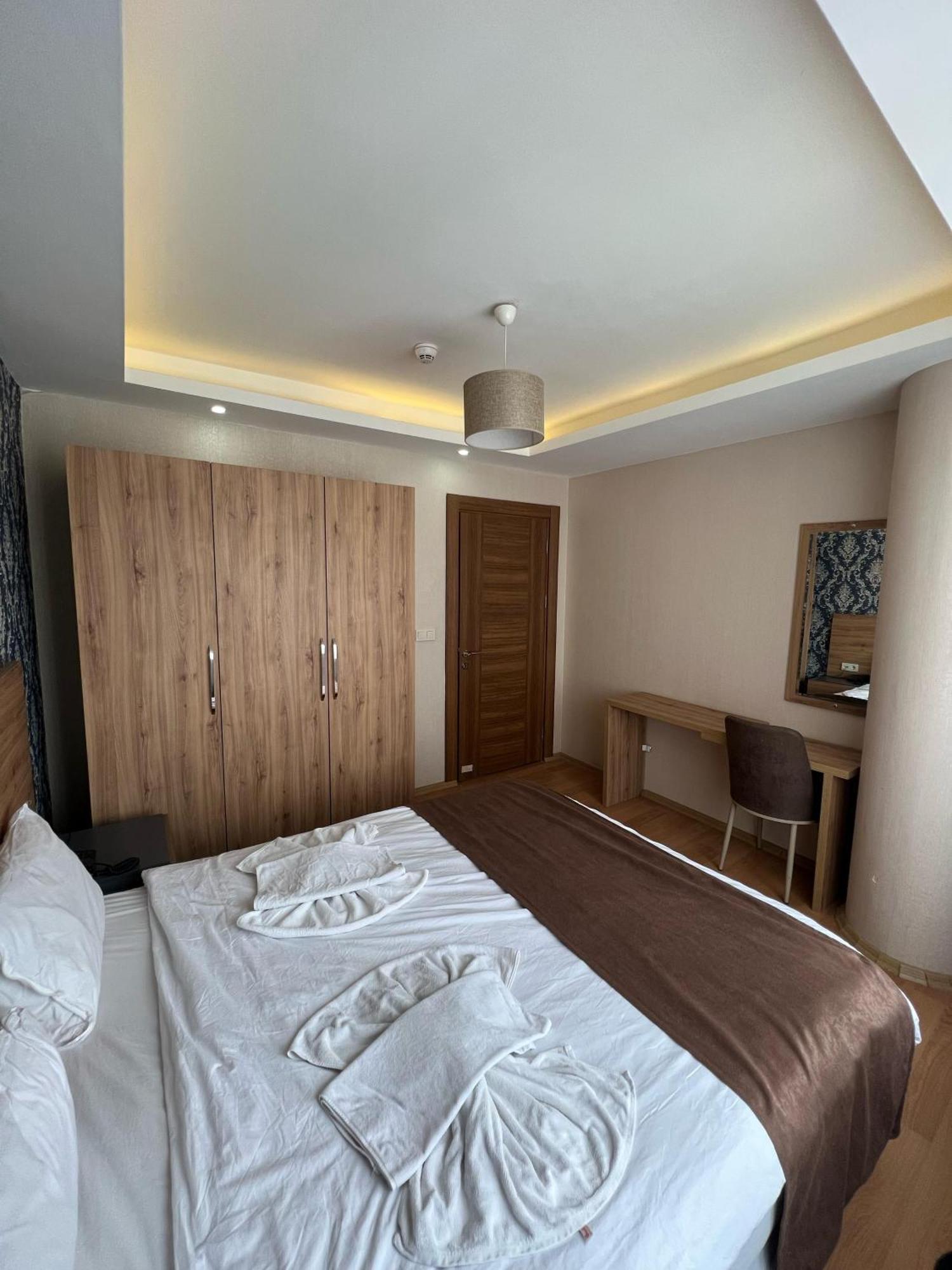 Indiana Hotel Ван Экстерьер фото